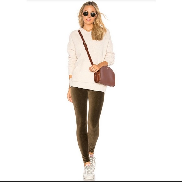 Solddd Outtt - Picture 4 of 4